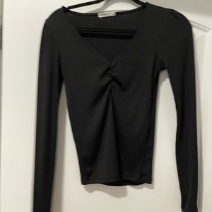 Long sleeve black shirt with cinch in front